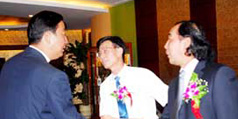 設計公司-中國民航總局局長楊元元與理想公司藝術總監邵新